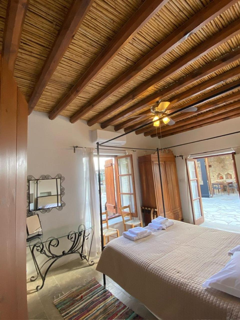 Spiti Calliope كاتيكاس المظهر الخارجي الصورة