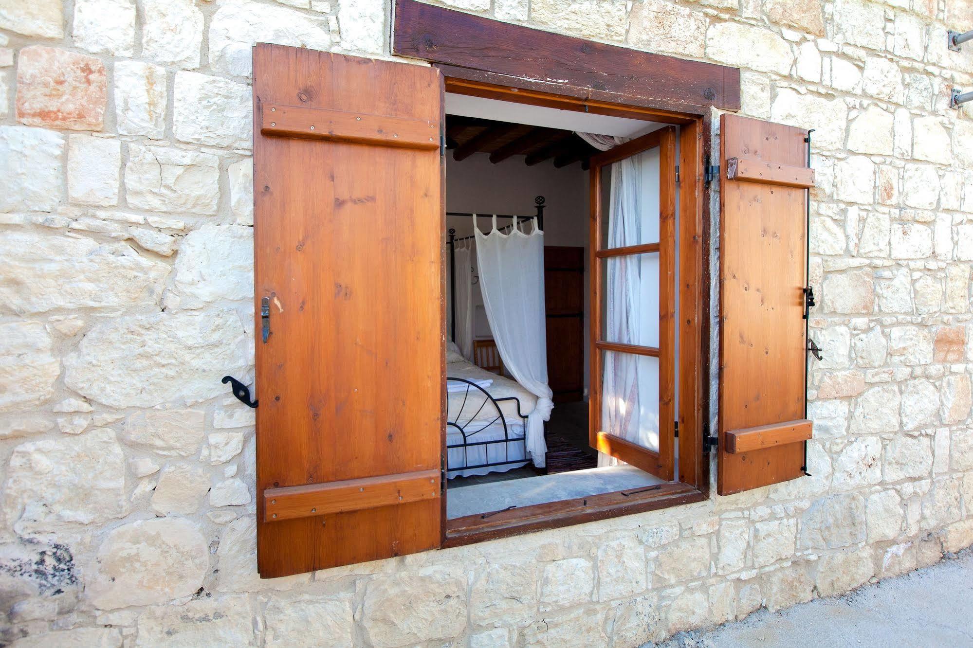 Spiti Calliope كاتيكاس المظهر الخارجي الصورة